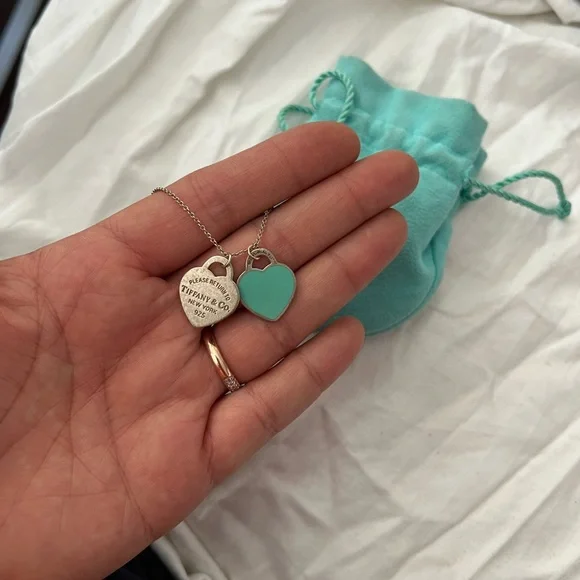 Tiffany and Co double heart in silver and teal enamel small size - Picture 2 of 4